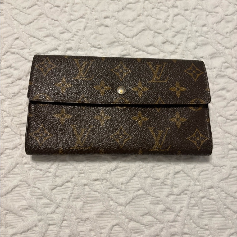 Louis Vuitton Brown Monogram Wallet Timeless Design